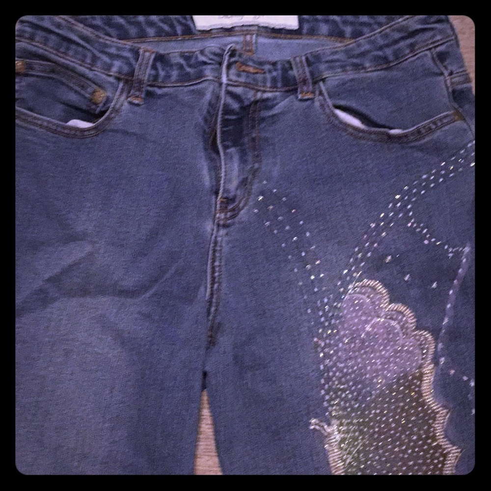 Boutique jeans stretchy and unique size 8 - Picture 2 of 6